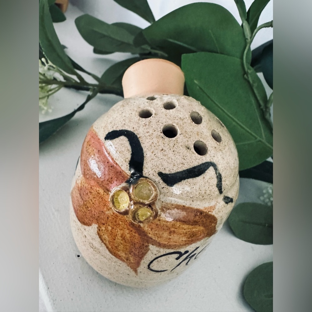 Vintage Stoneware Art Pottery Parmesan Cheese SHAKER retro Design 3.5” ~ Signed